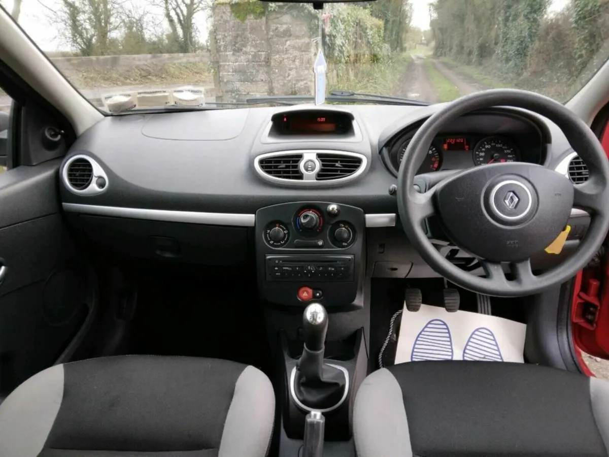 Renault Clio 2012 - Image 4
