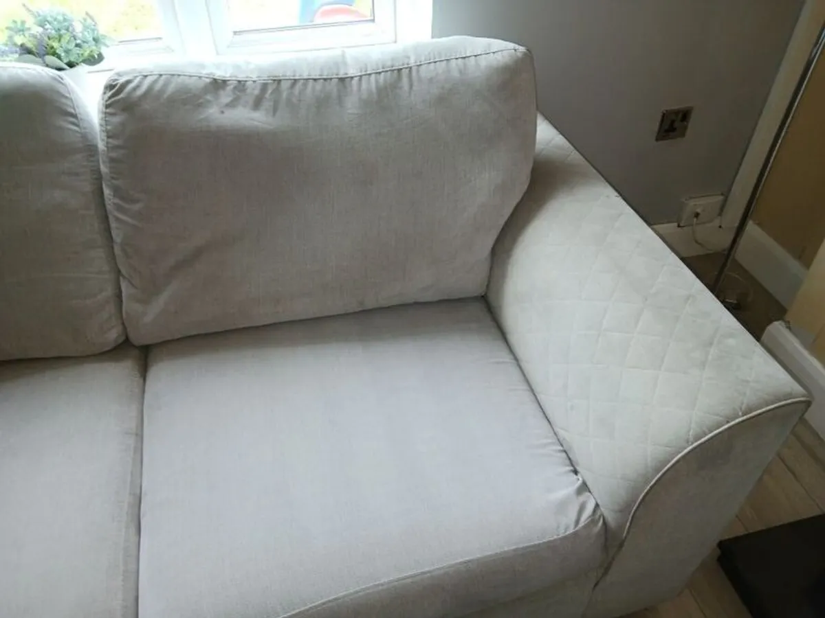 Left hand Corner Sofa - Image 3