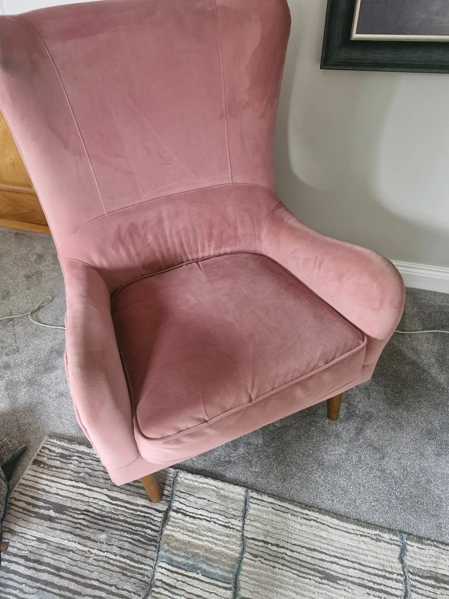 Armchair - Image 1