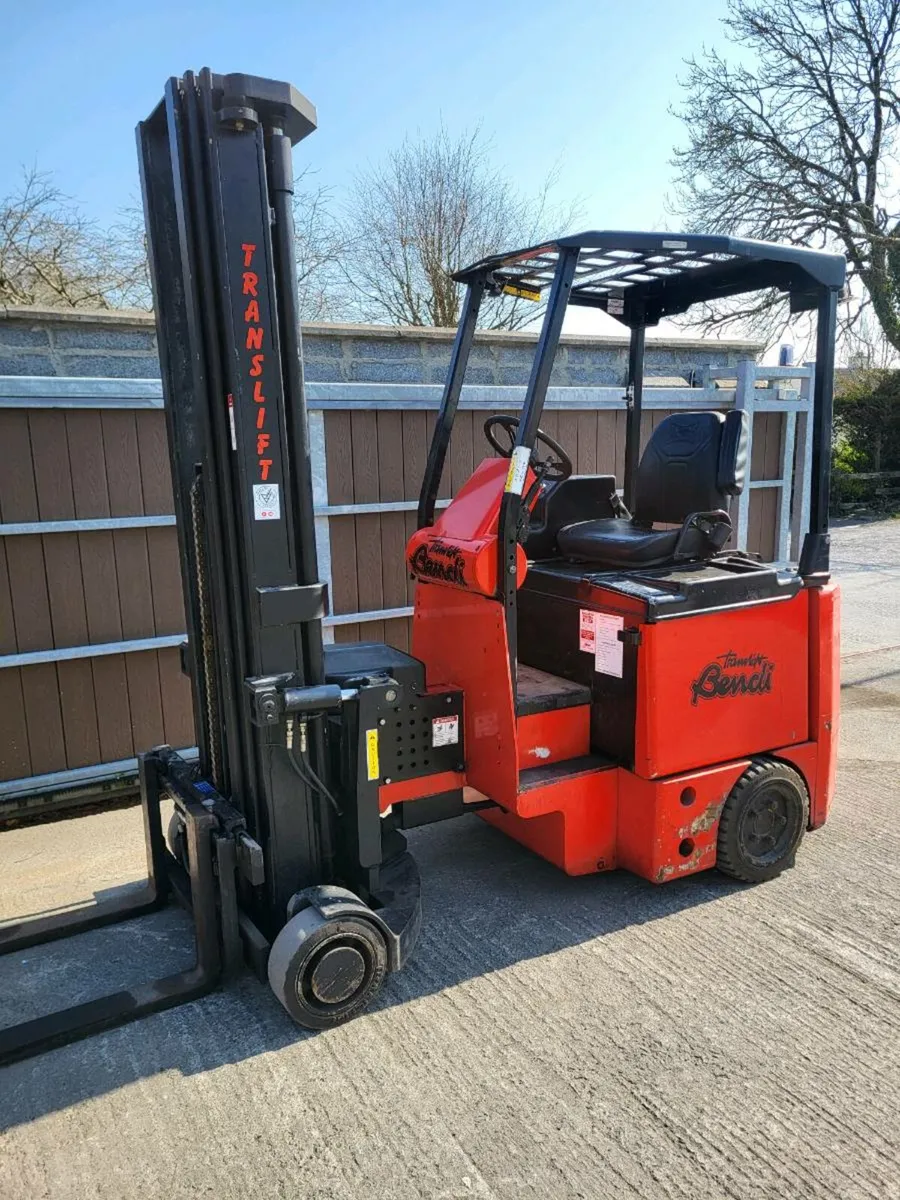 Forklift - Image 3