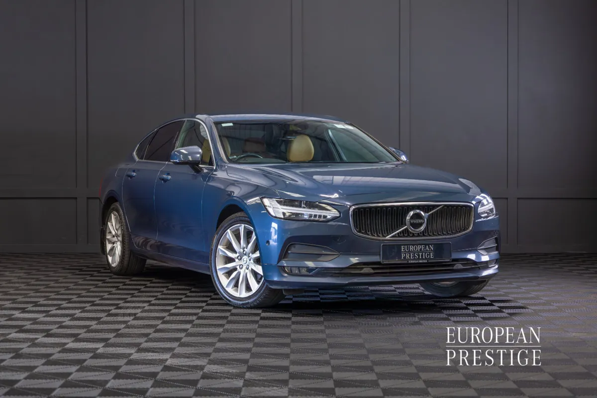 2019 Volvo S90 D3 Momentum Plus - Image 1