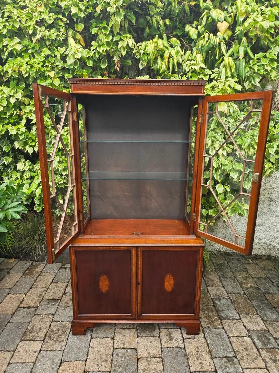 Vintage Mahogany Display Cabinet - Image 2