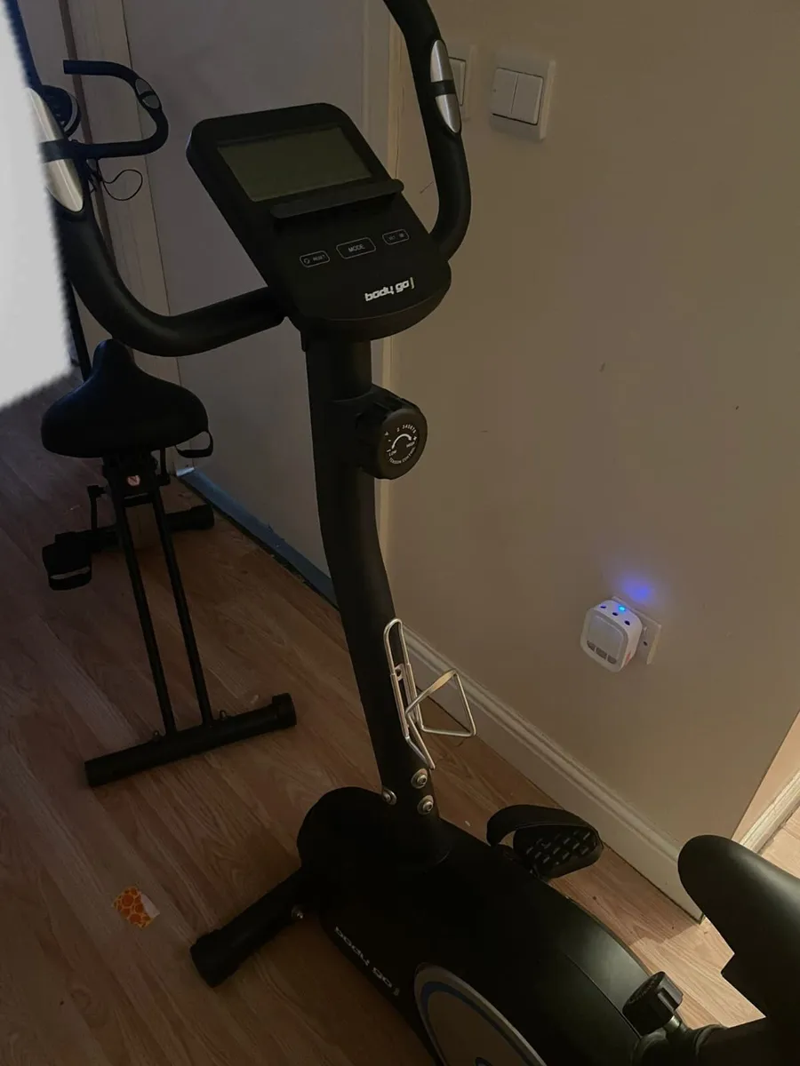 Exercise bike - Image 2