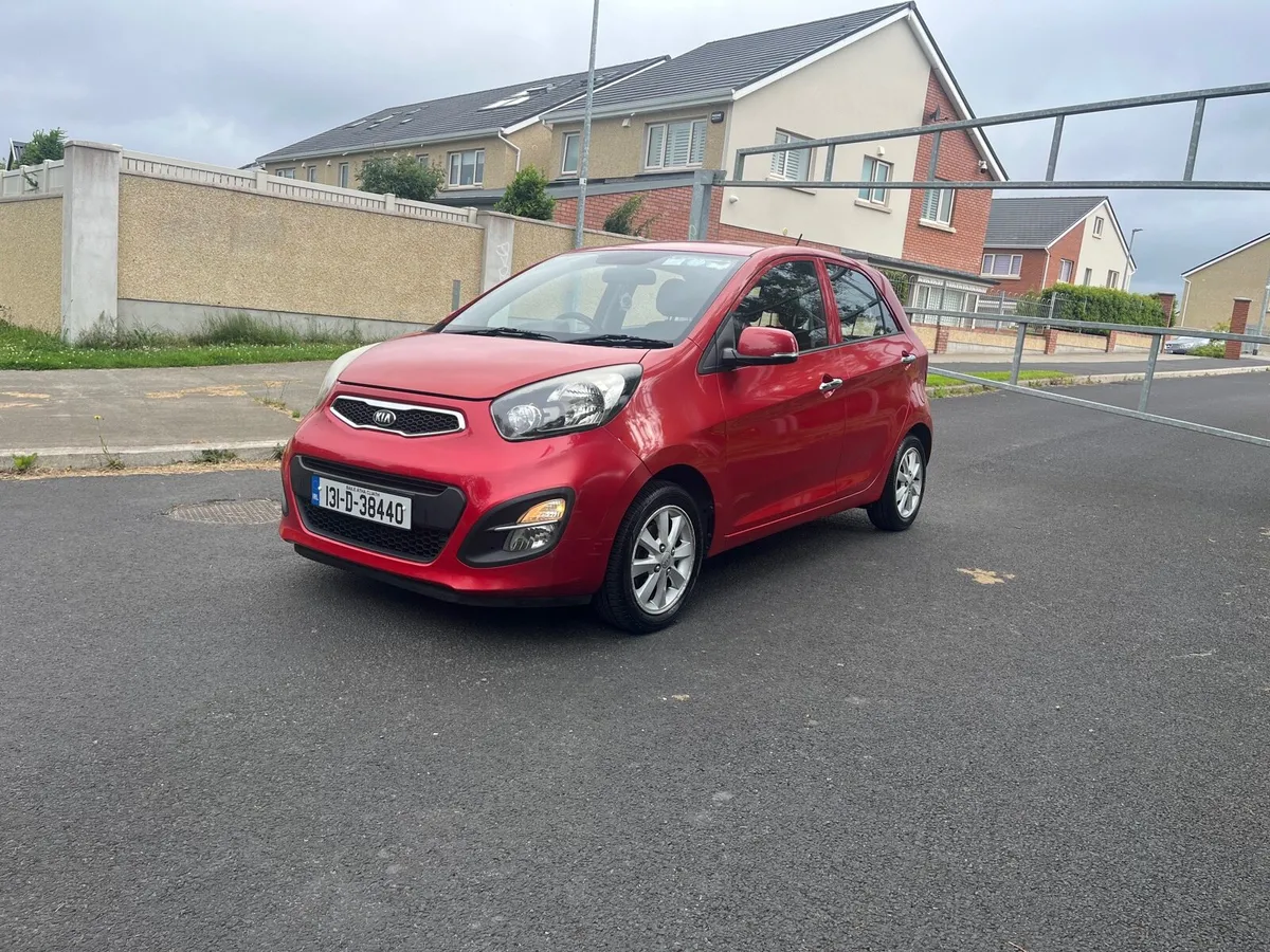 Kia Picanto 2013 1.0L car is manual - Image 3