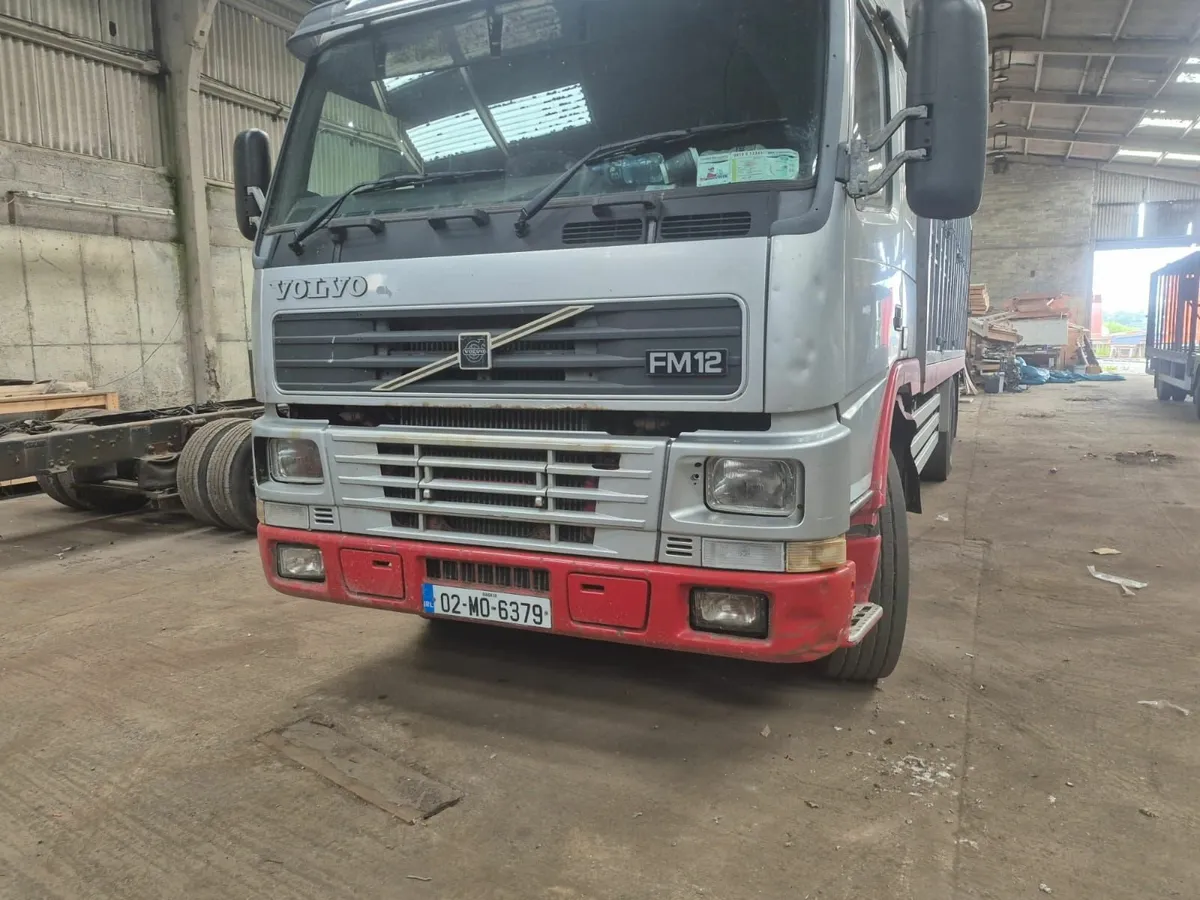 2002 Volvo FM12 - Image 1