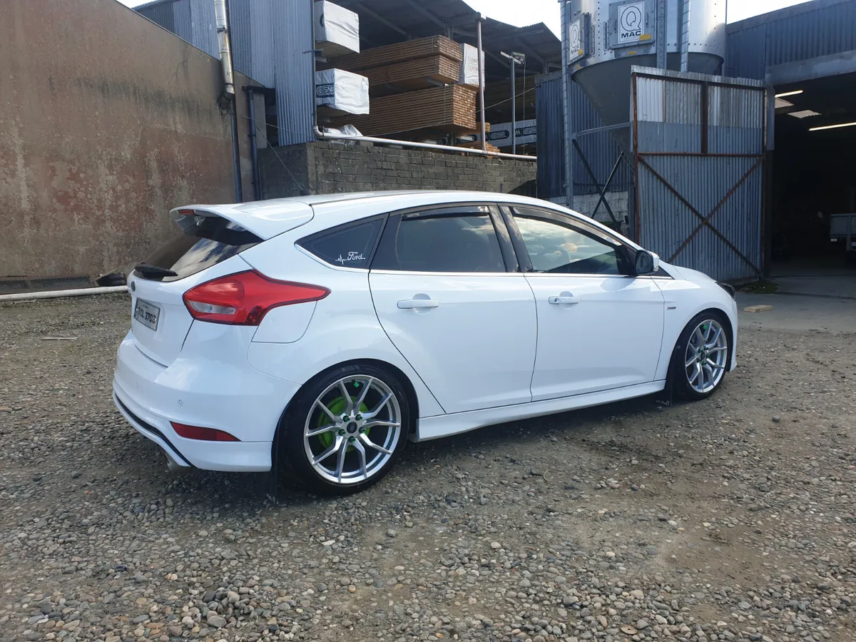 18" 19" Ford Focus RS Style - Image 4