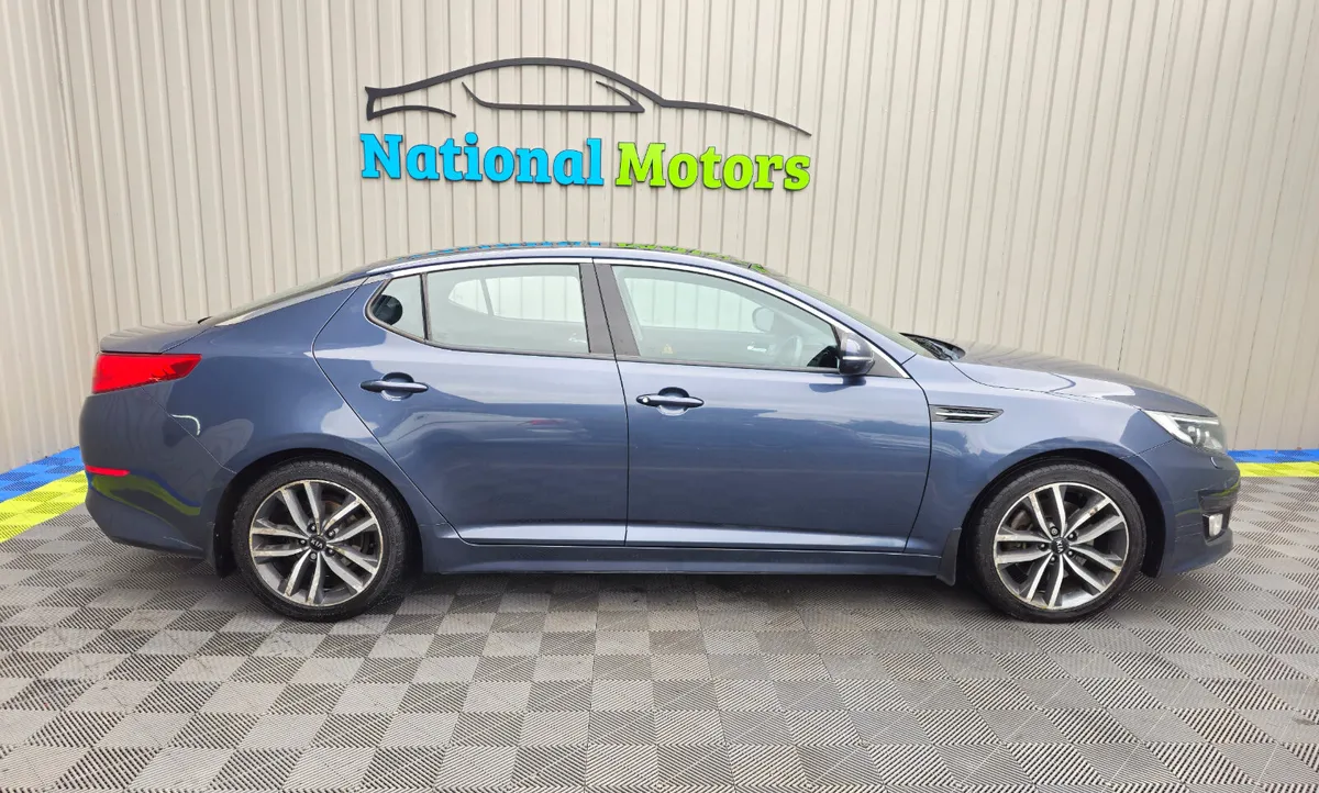 2014 Kia Optima 1.7 D Platinum - Image 2