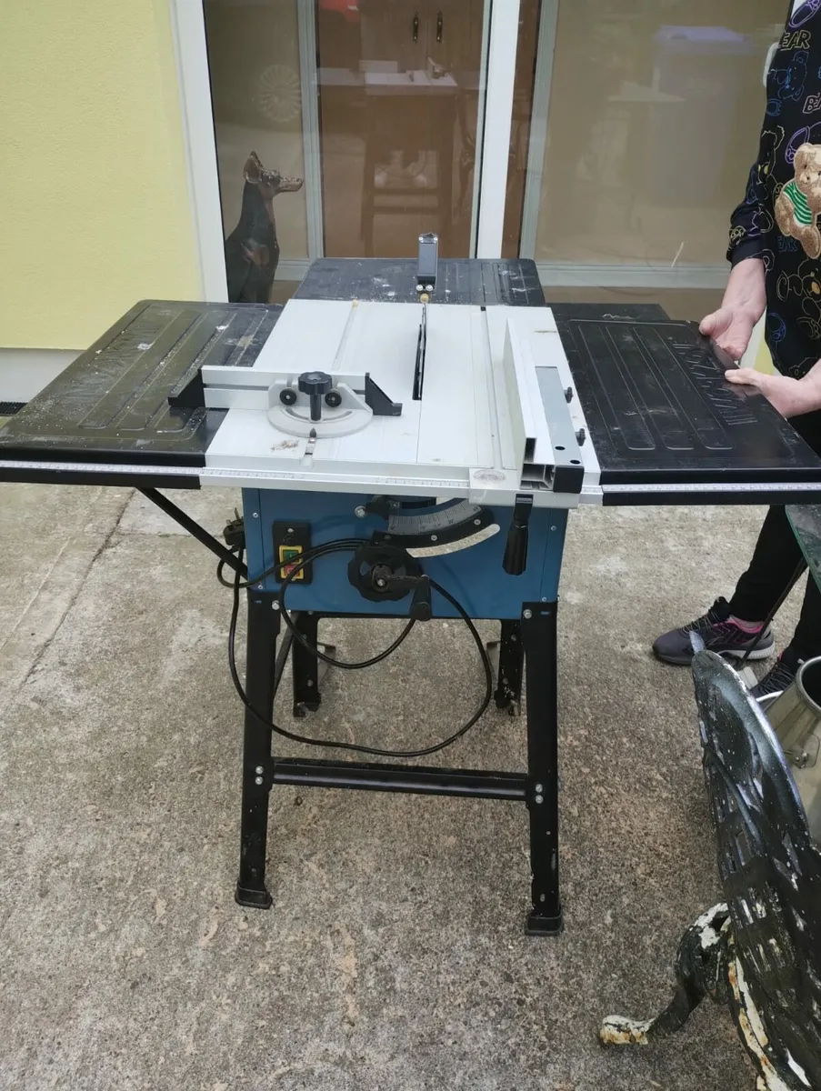 SAW - Image 1