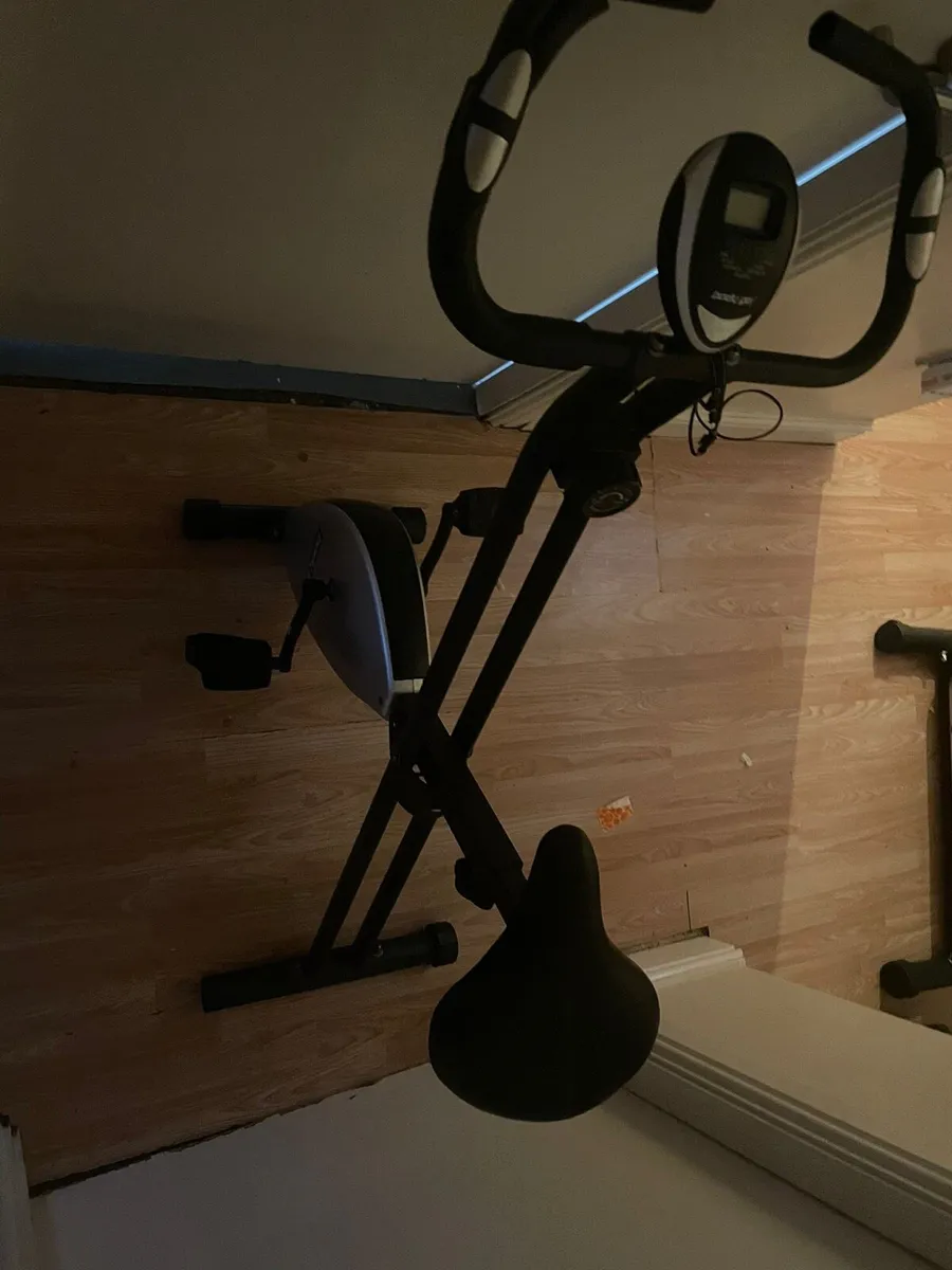 Exercise bike - Image 3
