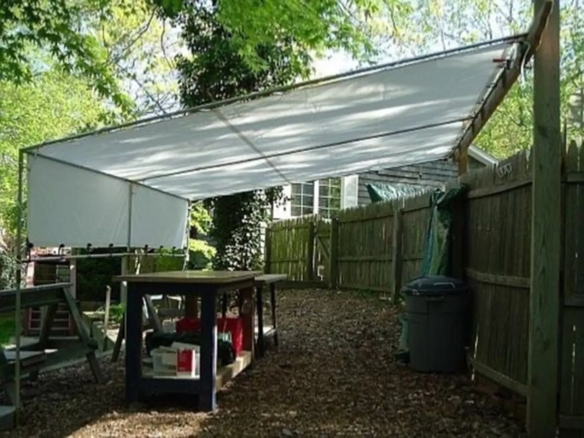 White tarpaulin covers party BBQ events - Image 4