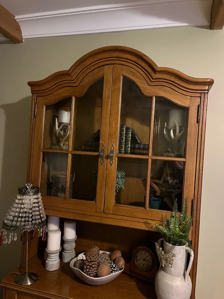 Dresser - Image 2