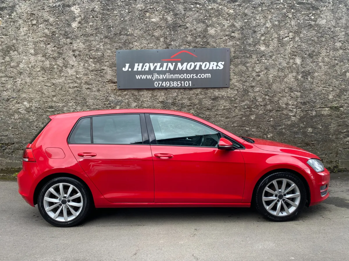 Feb 2017 Volkswagen Golf 1.6 TDi Match 105 - Image 2