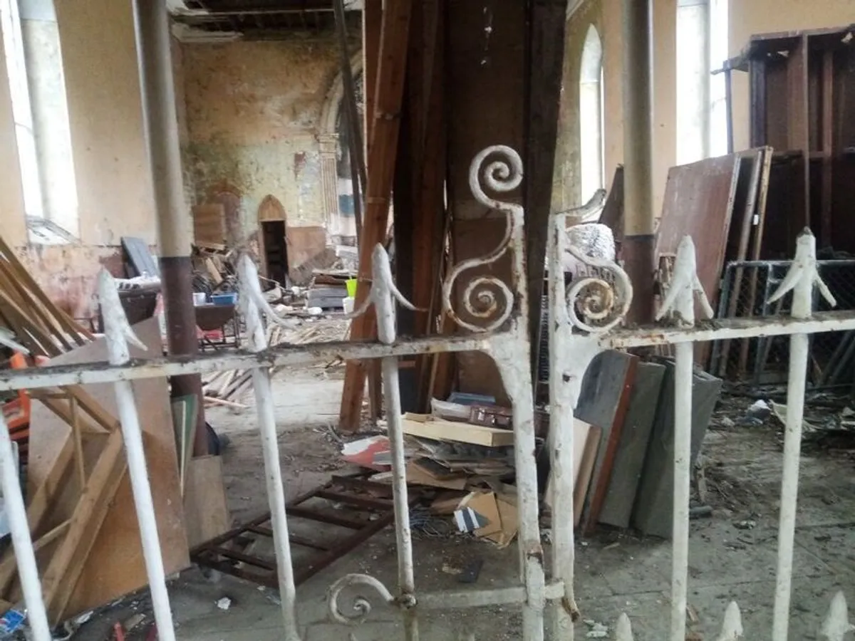 antique church gates - Image 2