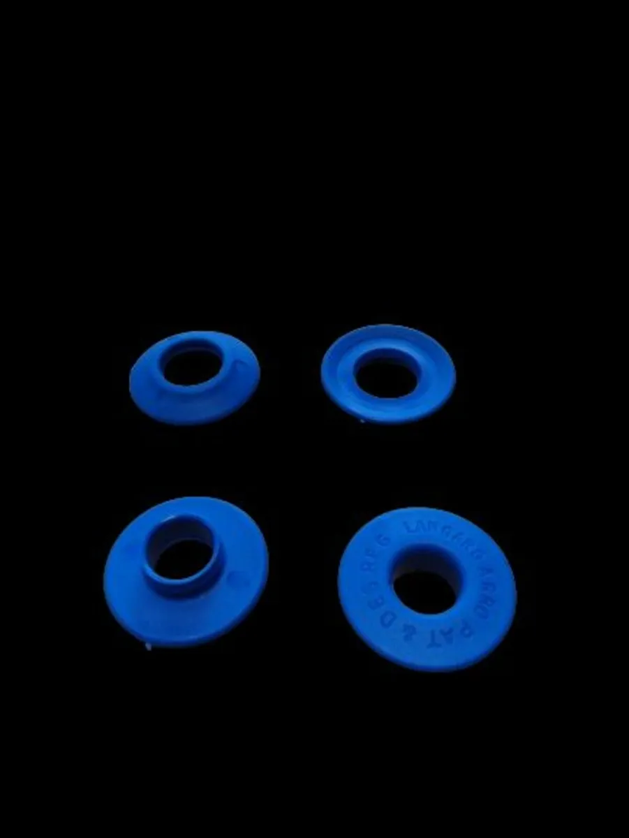 Blue plastic eyelets  12mm - 10 pk - Image 1