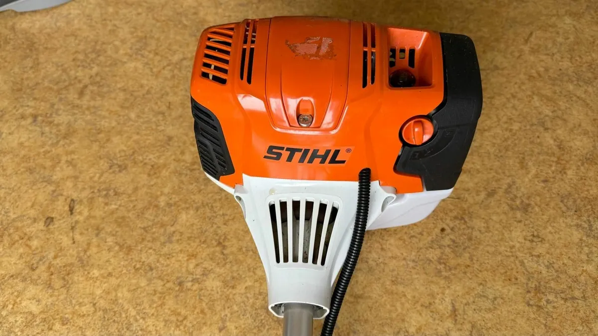 Stihl FS 111 Brushcutter - Image 3
