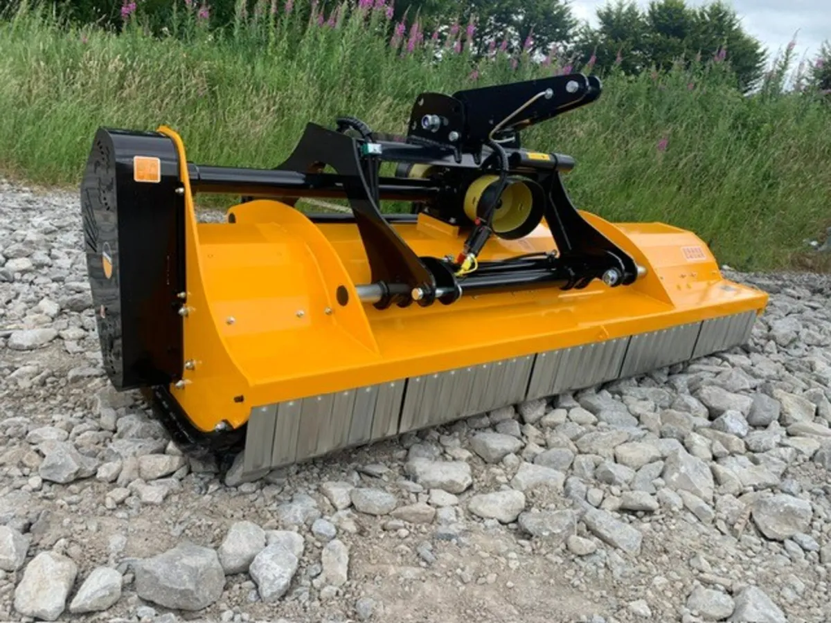 MCCONNEL DOMINATOR 280 FRONT/REAR FLAIL - Image 4