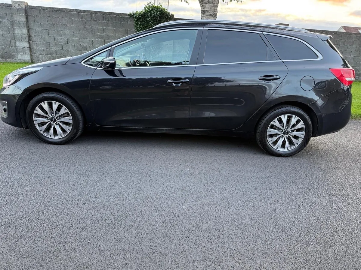 2018 Kia Ceed Sportswagon Van//Car - Image 3