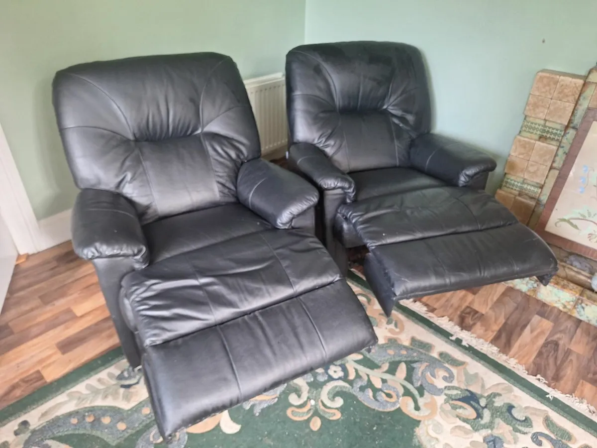 Leather suite 3+1+1 - Image 3