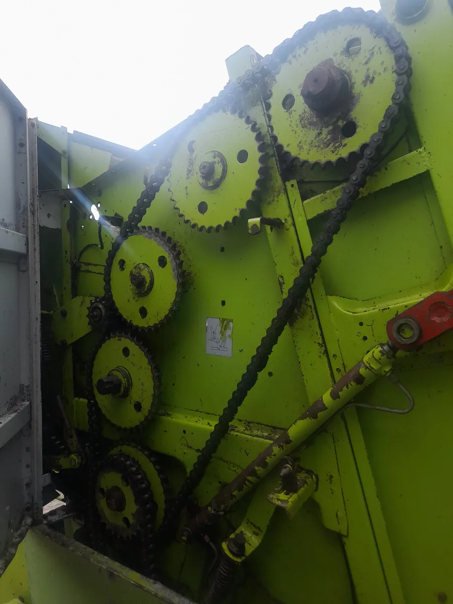 Class 46 round baler - Image 3
