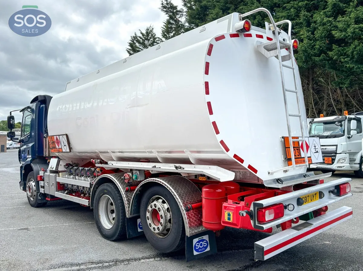 2017 DAF CF 370 FAN Euro 6 Rigid Tanker - Image 4