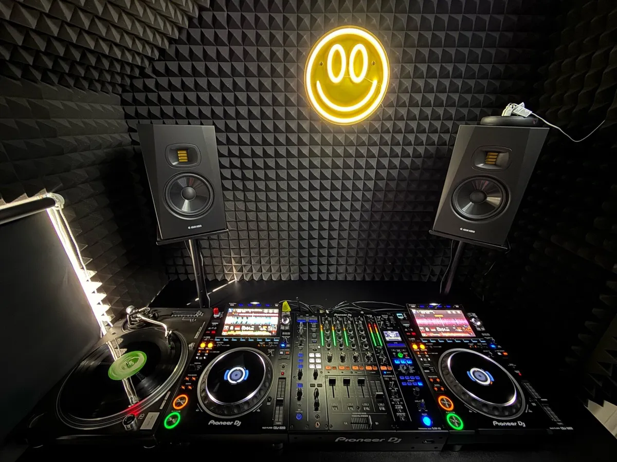 121 DJ Lessons - Full Club Spec Setup - Image 1