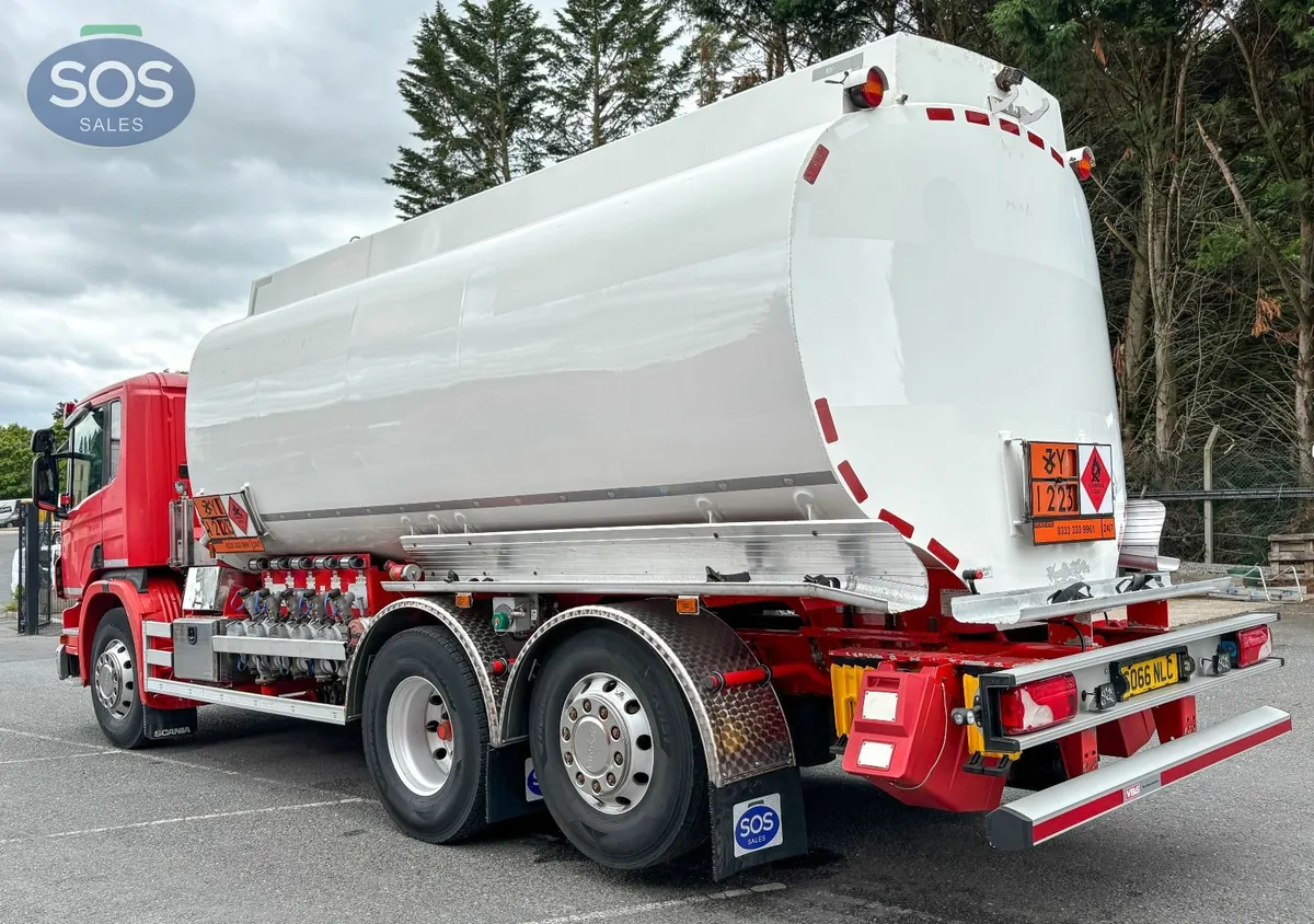 2016 Scania P320 Rigid Tanker - Image 2