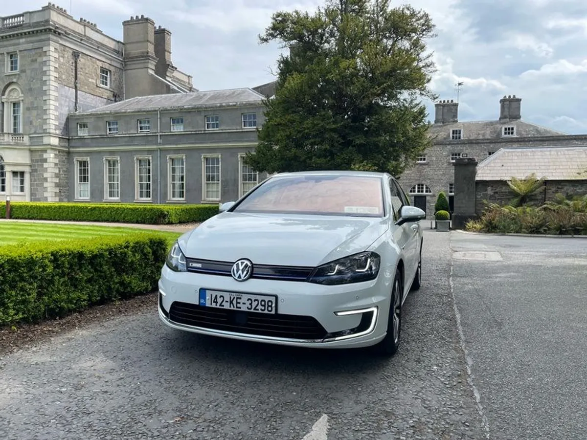 2014 Volkswagen Golf - Image 3