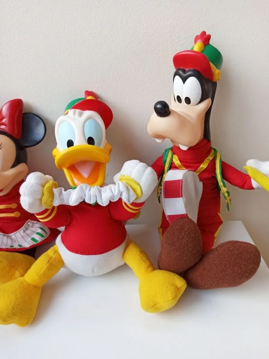 Collectible Creata McDonald's Australia promotional large Disney soft toys  4 toys - Image 3