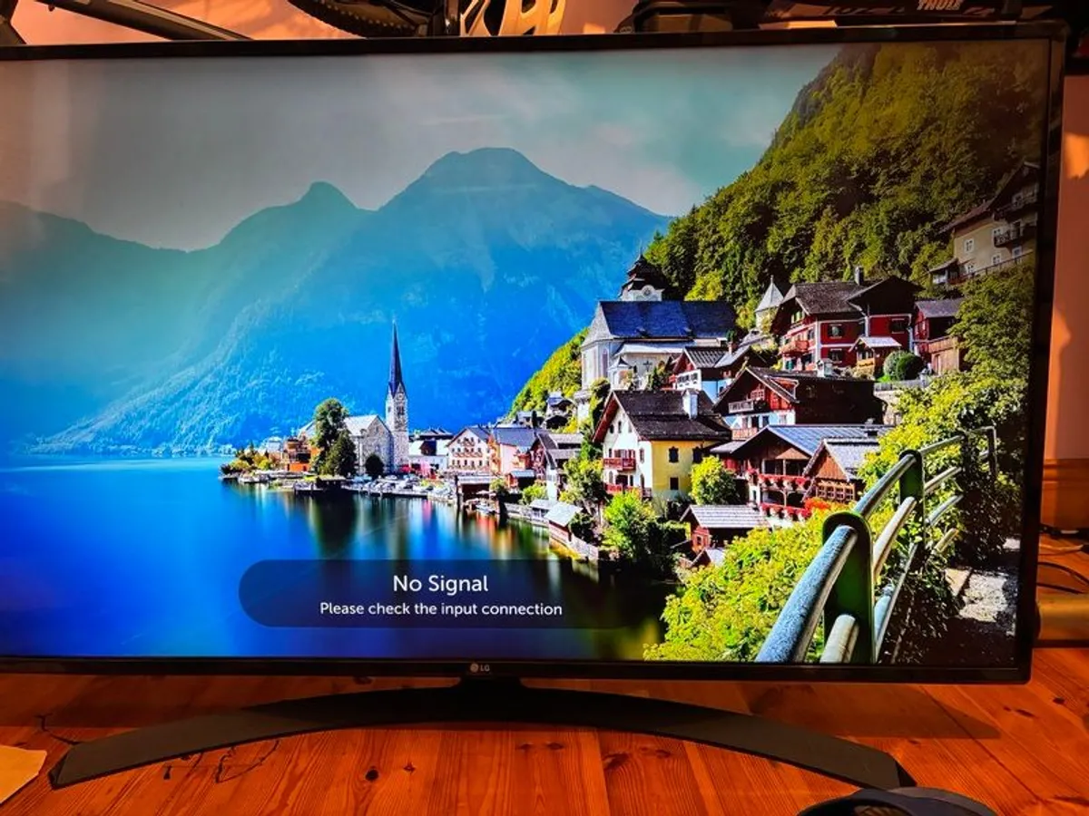 49inch LG smart Tv for sale - Image 1