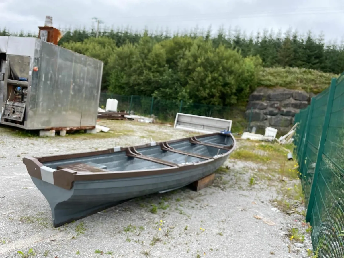 Lake Boat - 19ft Davison  Corrib - Image 1