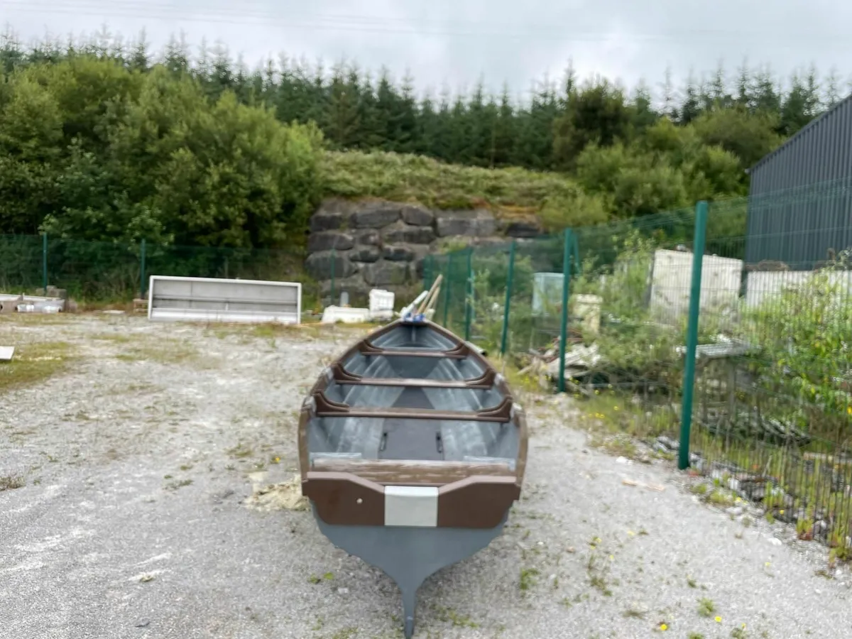 Lake Boat - 19ft Davison  Corrib - Image 2