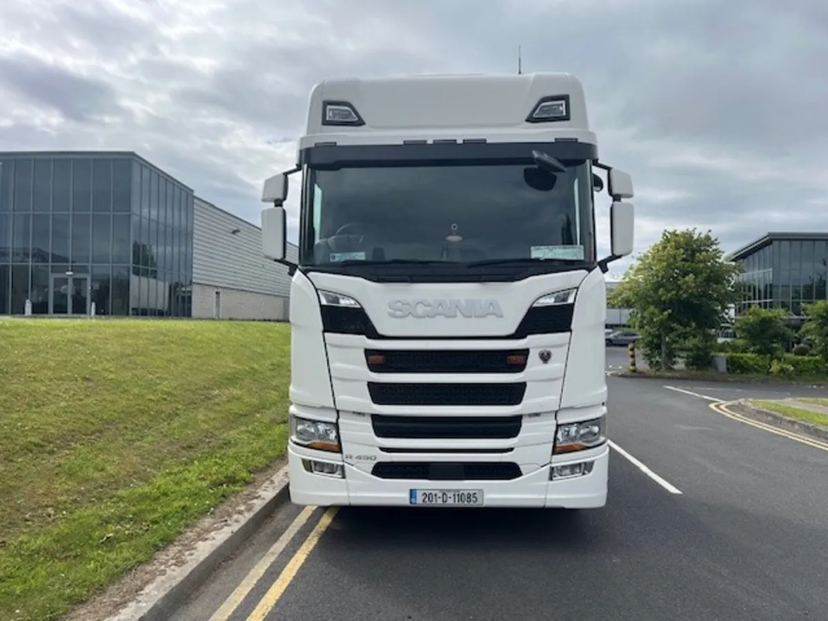 Scania R450 6X2 - Image 2