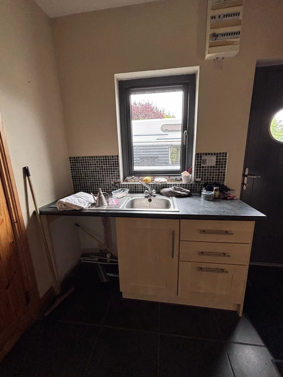 Kitchen - Image 4