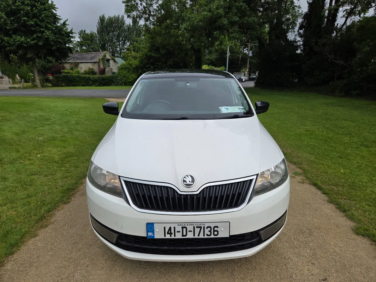 Skoda Rapid 2014 - Image 4