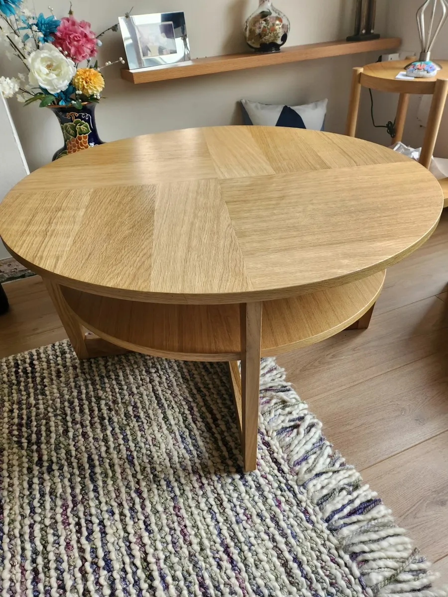 Round Oak Coffee Table