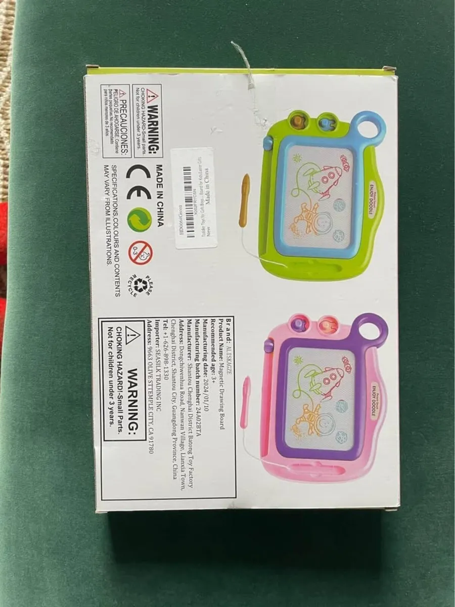 Magnetic Drawing Board - Image 4