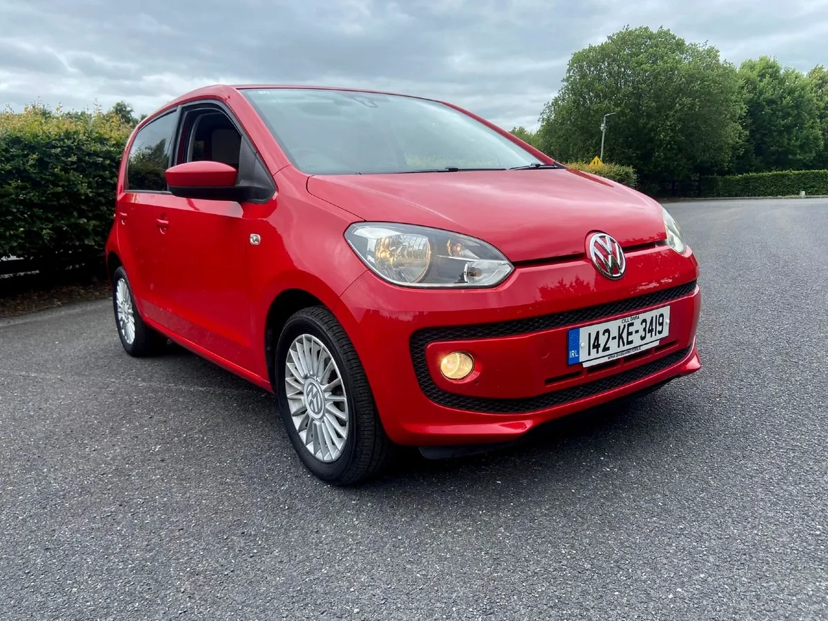 2014 Volkswagen Up! / Apple CarPlay / Auto - Image 3