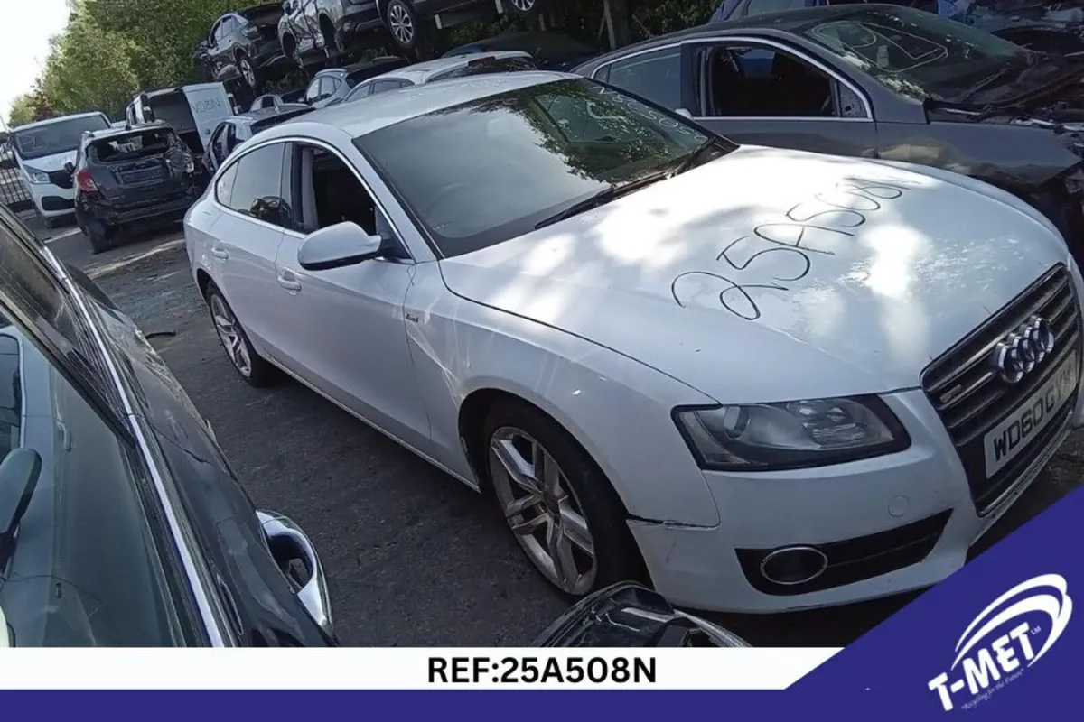 2011 AUDI A5 BREAKING FOR PARTS - Image 1