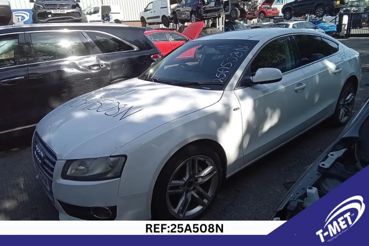 2011 AUDI A5 BREAKING FOR PARTS - Image 3