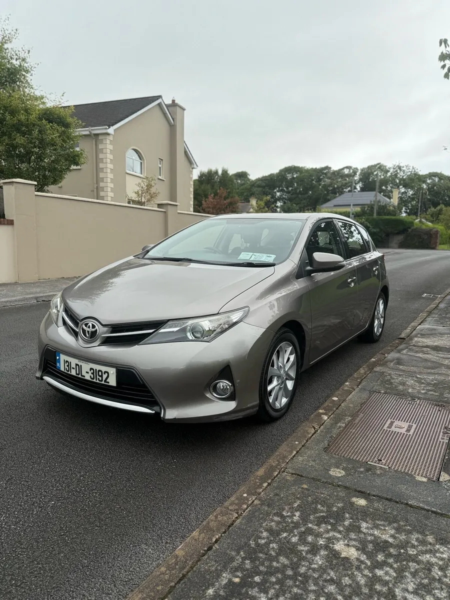 2013 AURIS NCT 09-25 TAX 07-25 - Image 2