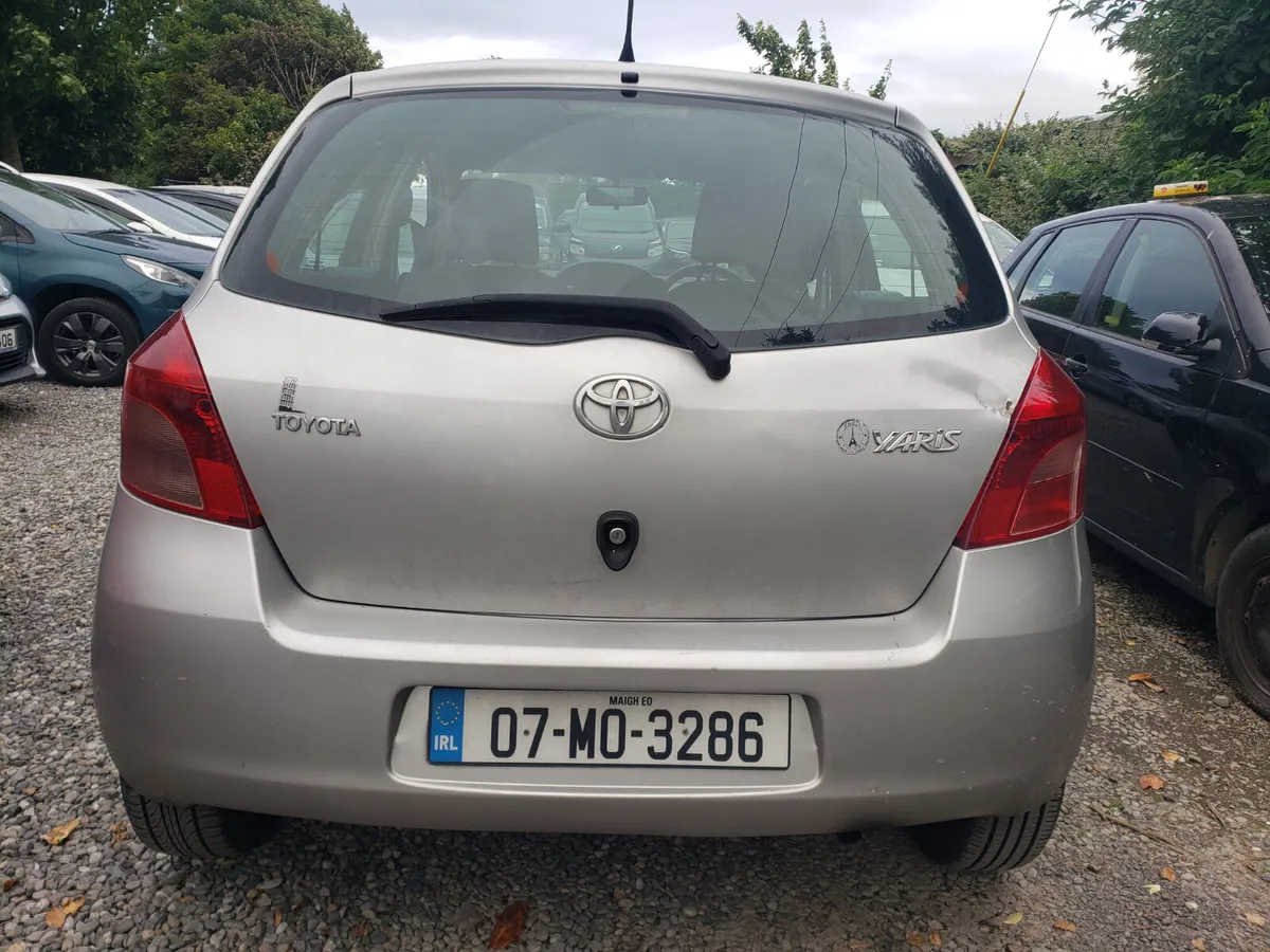 Toyota Yaris 2007 - Image 3