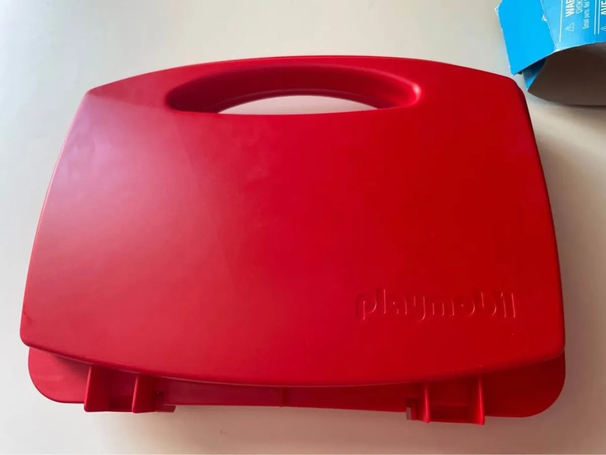 Playmobil City Action Space Exploration CarryCase - Image 3