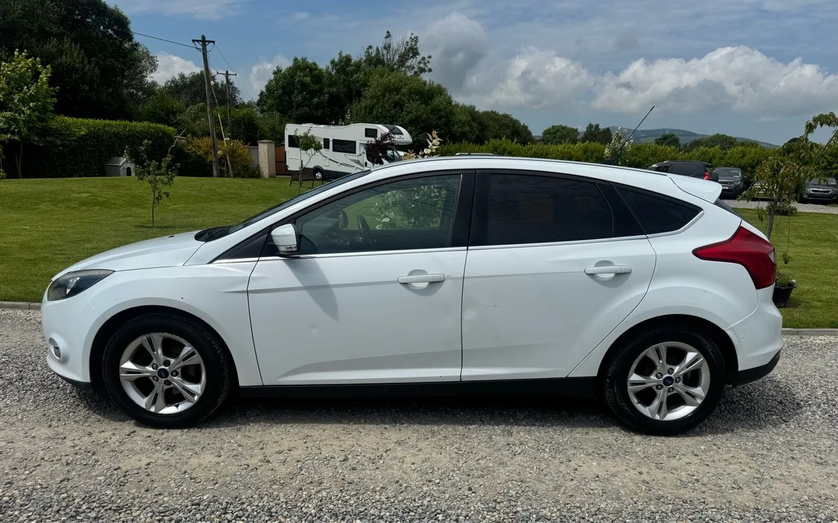 Ford Focus - Image 3