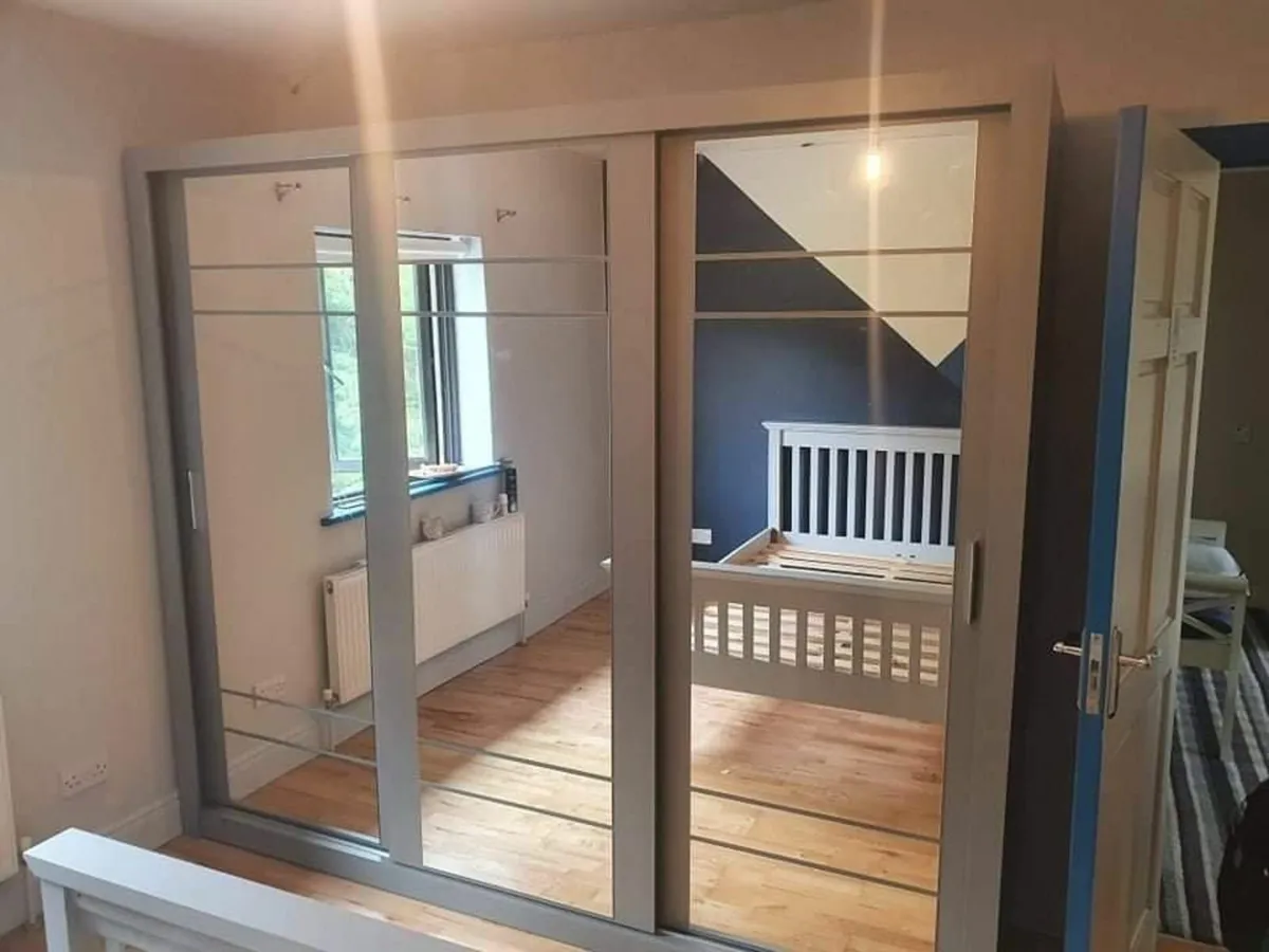 WARDROBES - Image 3