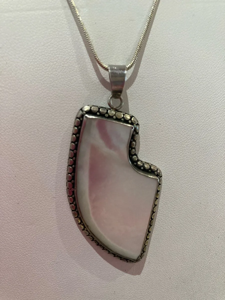 Sterling Silver pendant and chain - Image 2