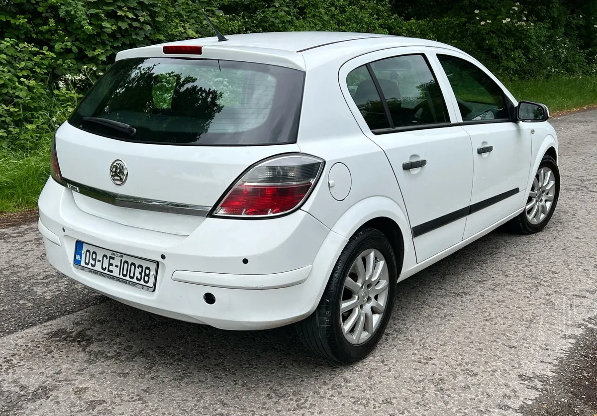 Opel Astra 09 1.7 CDTI new nct 10/25 - Image 2