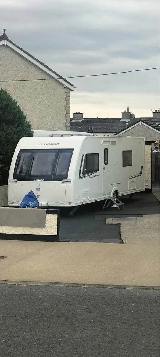 Lunar Clubman SE 2013 - Image 1