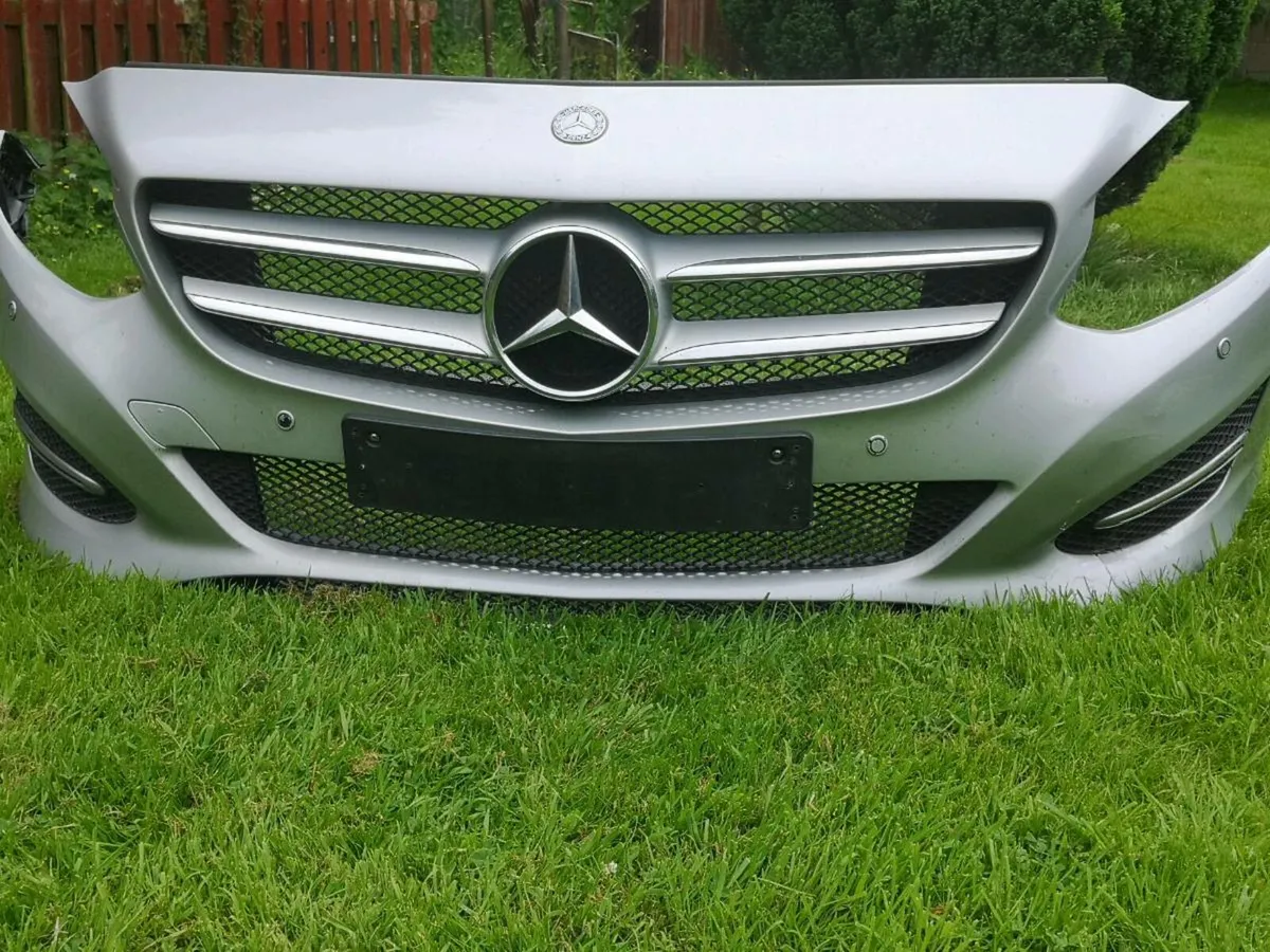 Bumper  Mercedes B W246 - Image 1