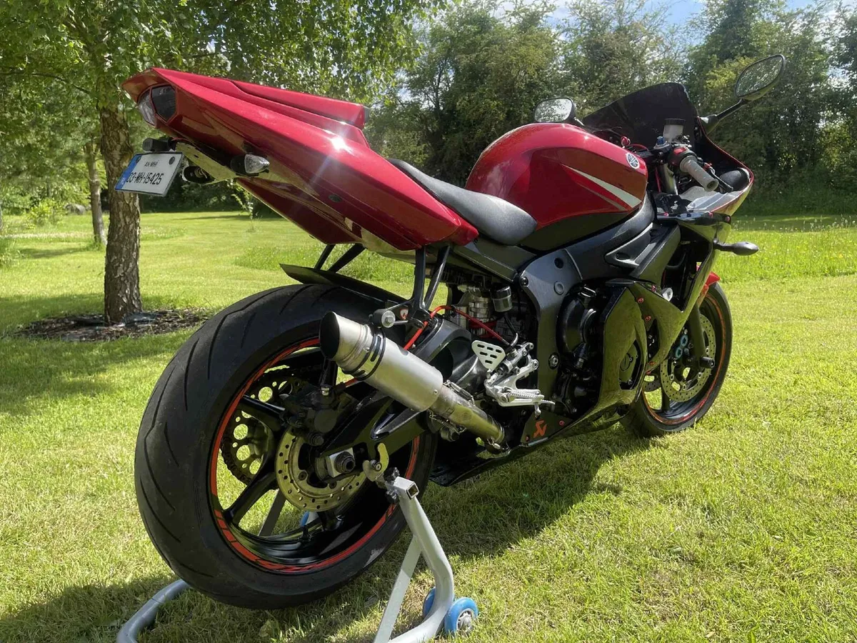 YAMAHA r6 - Image 3