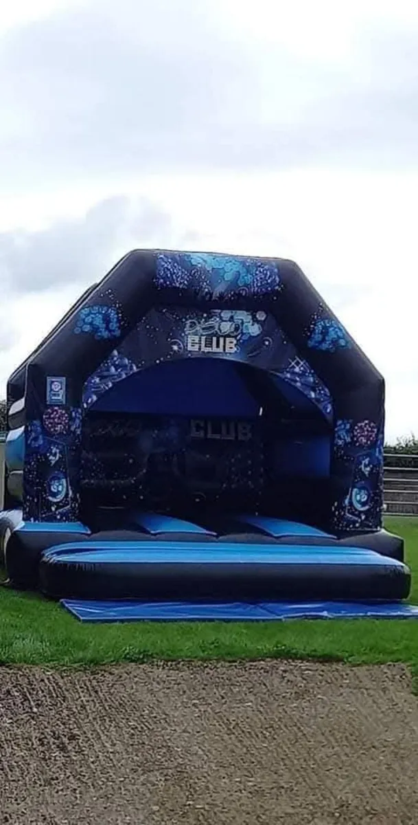 Bouncy castles for sale - Image 2